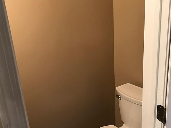 Powder Room Alt View