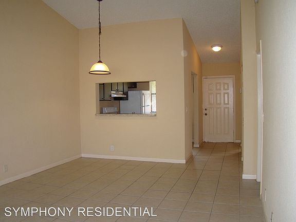 4th image of 11581 NW 45th St #2922065