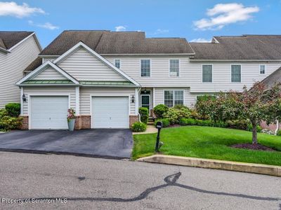 2303 Browning Close, Moosic, PA, 18507