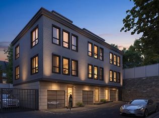 6 Sumner Pl #6, Boston, MA 02128