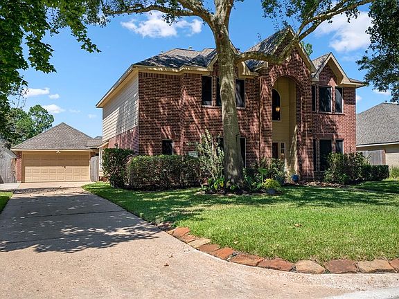 There are so many wonderful things this beautiful home has to offer! With the recent landscaping in 2021, you'll be glad to hear this home has a sprinkler system to keep the lush greenery watered for you. Don't miss the solar screens on the windows!