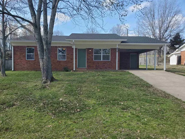 470 Lee Ave, Piggott, AR 72454