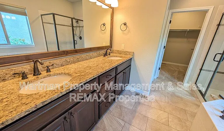 6209 Leon Young Dr — Photo 35