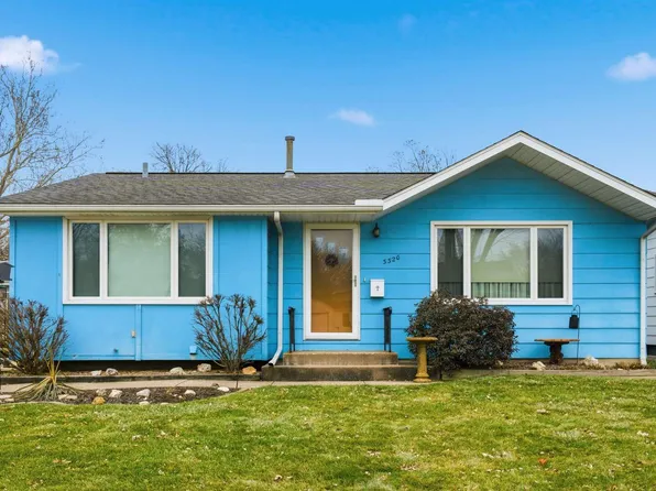 3320 Kennedy Dr, East Moline, IL 61244