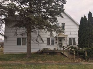 1205 Roseview Ave, Kewanee, IL 61443