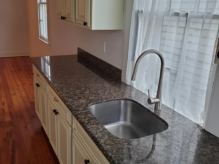 1507 Dumaine St #A — Photo 8