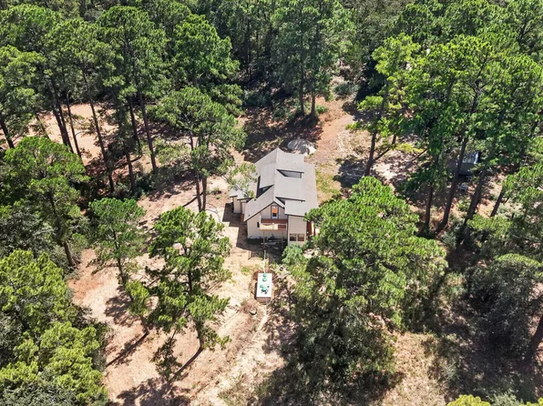 158 Fealy Rd, Red Rock, TX 78662