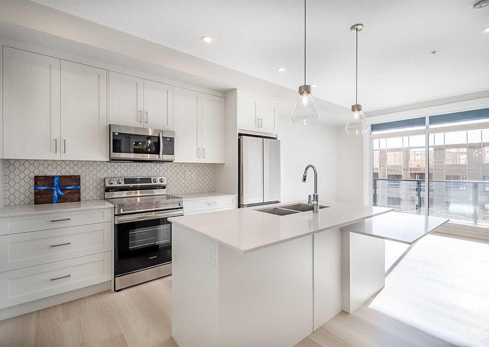 1st image of 1802 N Mahogany Blvd SE #7202
