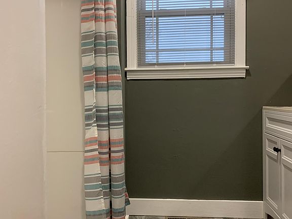 5th image of 106 Sunnydale Dr