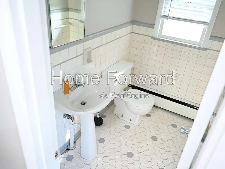 517 N 3rd St — Photo 20