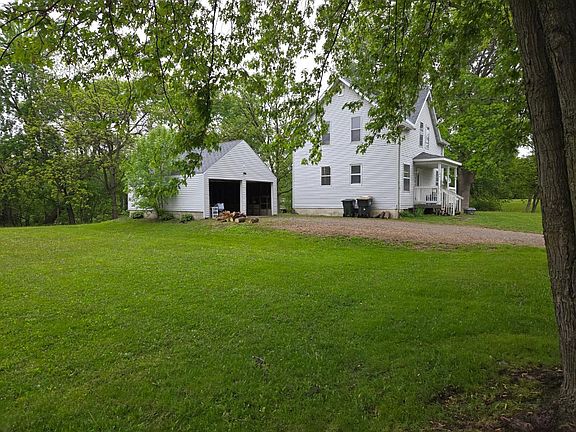 2nd image of 458 4th St N