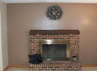 5240 Deeds Rd SW, Pataskala, OH 43062