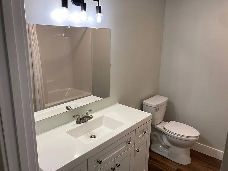 317 N Truman Rd — Photo 6