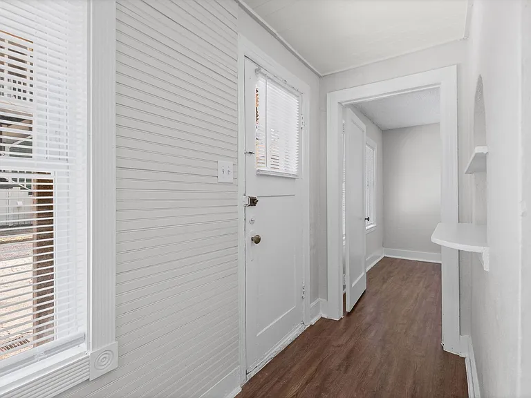 1306 Carr Ave — Photo 7