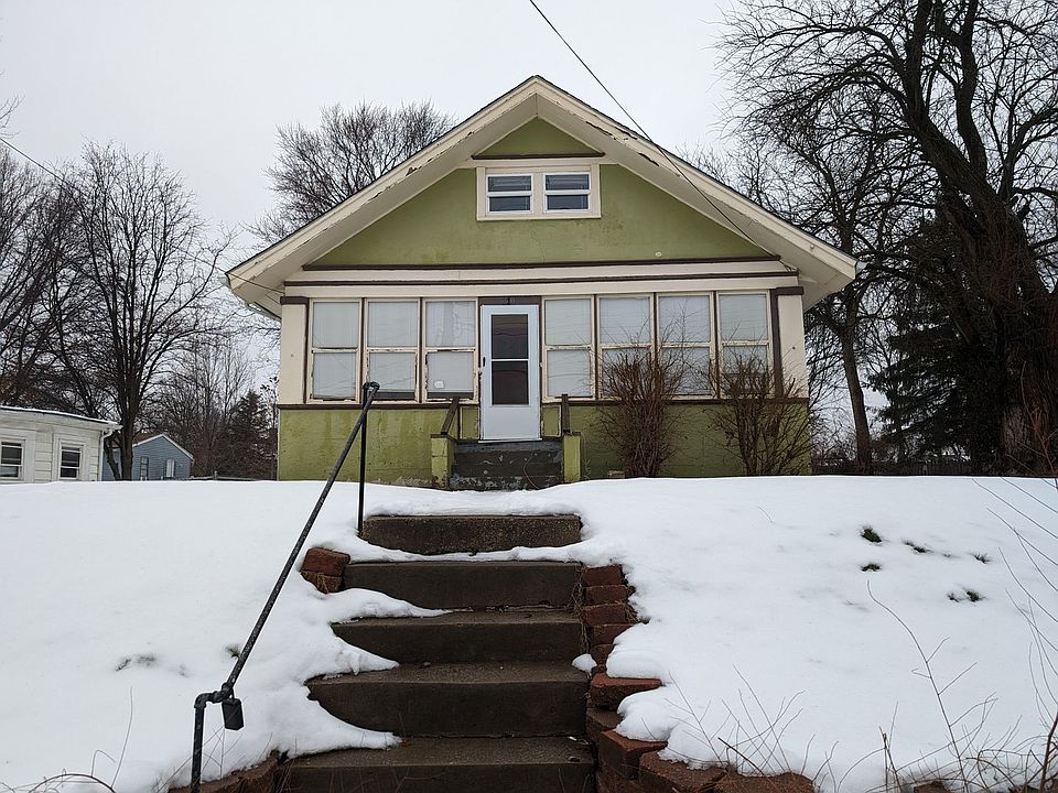 1st image of 310 E College St