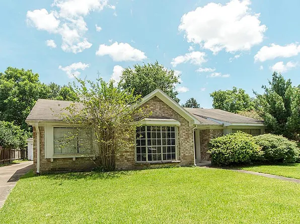 4326 Black Locust Dr, Houston, TX 77088