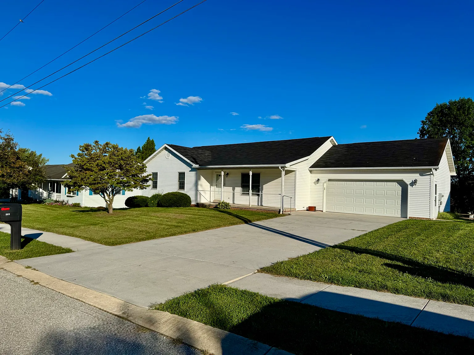 3 bed, 1490 sqft, $1,995 — Photo 1