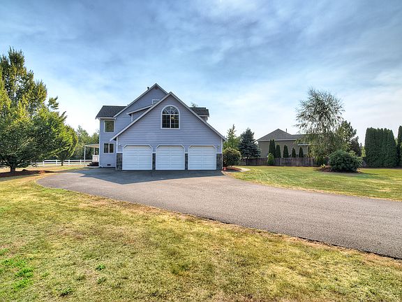 4th image of 14018 229th Street Ct E