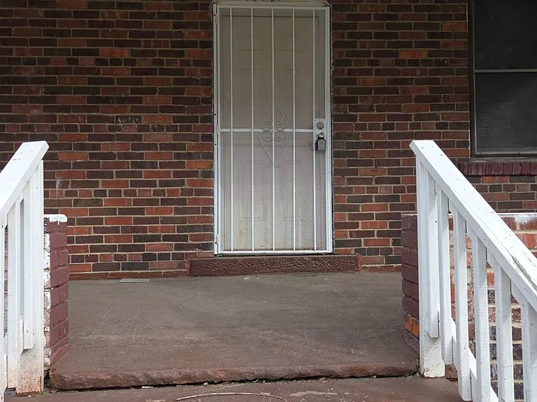 15322 Yorick Ave — Photo 20