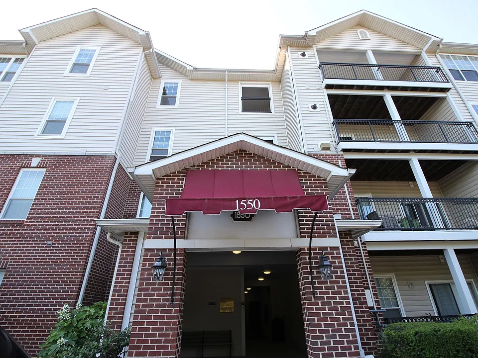 1550 Spring Gate Dr #8308