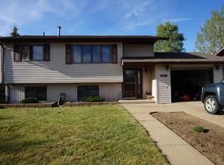 567 13th St E, Dickinson, ND 58601