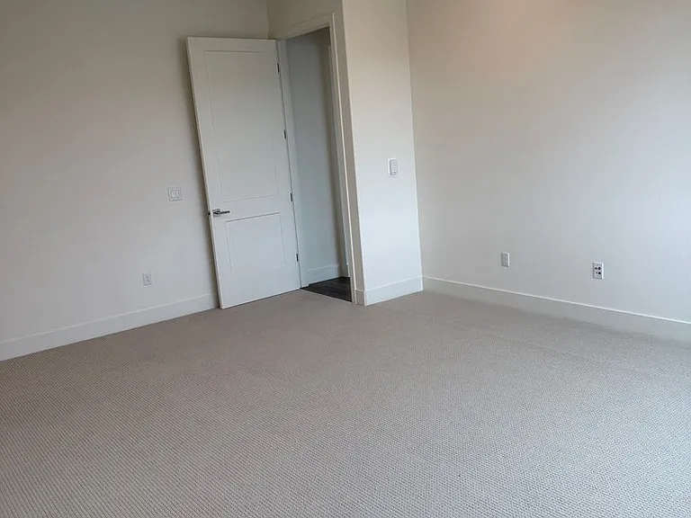 44862 S Grimmer Blvd #405 — Photo 8