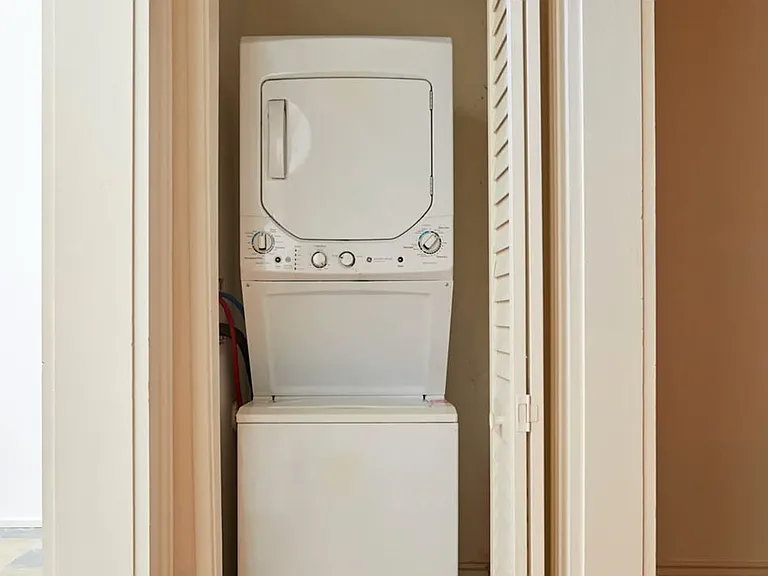 Washer/Dryer