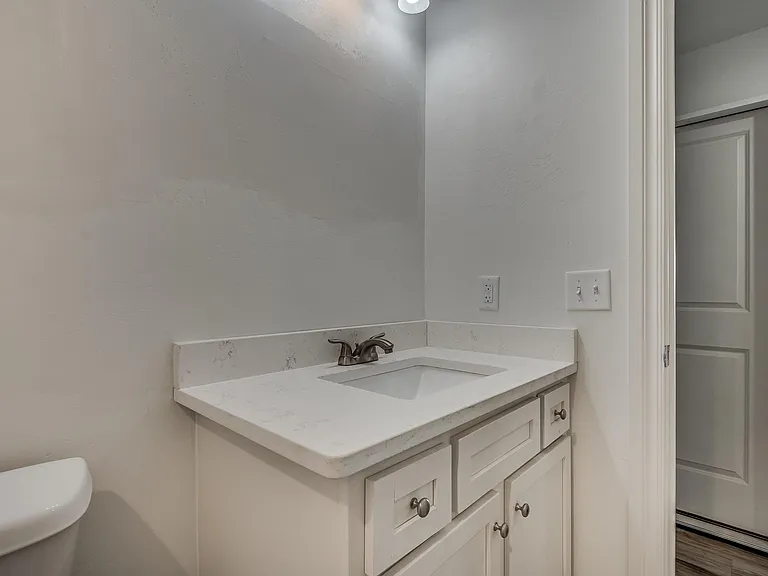 816 W Nevada Ave — Photo 25