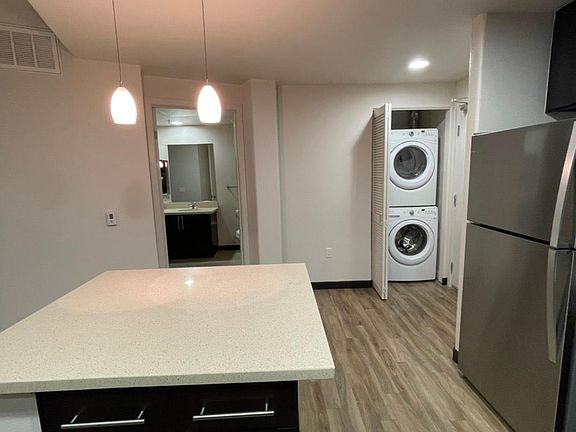 4th image of 7117 Santa Monica Blvd #236
