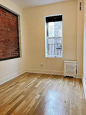 4th image of 444 E 13th St APT 11