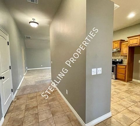 3rd image of 3424 Frederick Dr