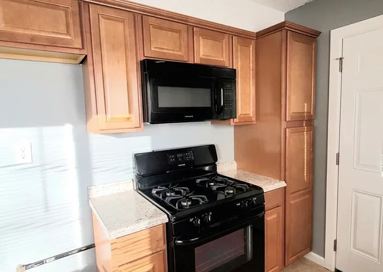 628 N Dallas Ave — Photo 11