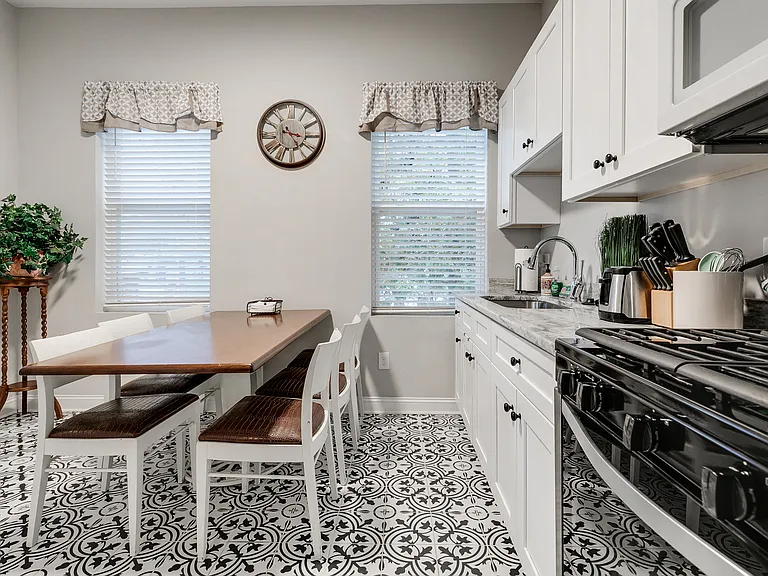 3313 Ellwood Ave #2 — Photo 13
