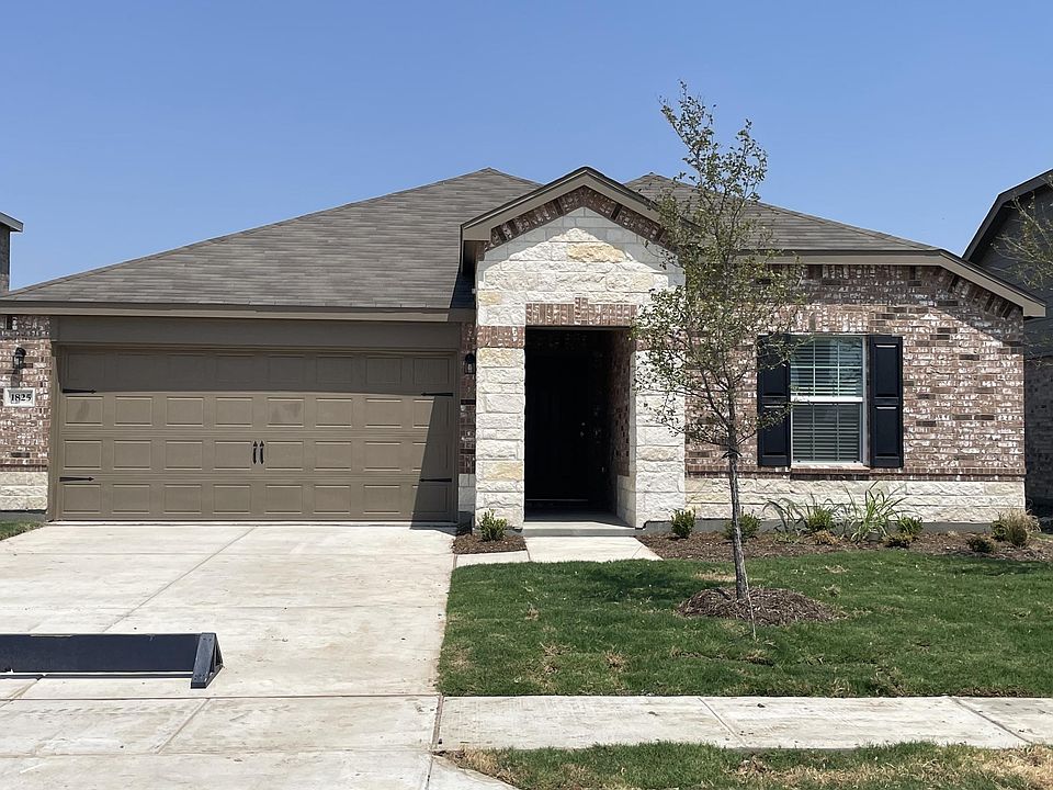 1st image of 1825 Grassland Dr