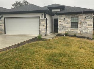 637 Cypress Ln, Cottonwood Shores, TX 78657