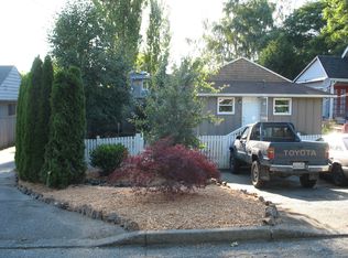 9521 4th Ave NW, Seattle, WA 98117