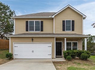 11061 Shadow Ct, Hampton, GA 30228