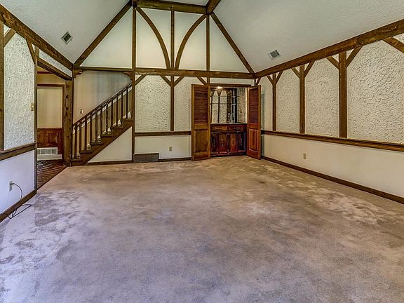 4th image of 3790 Misty Oak Dr