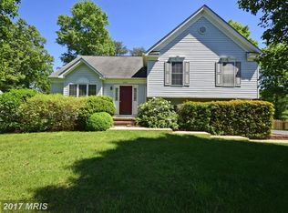 2504 Ruffin Dr, Fredericksburg, VA 22408