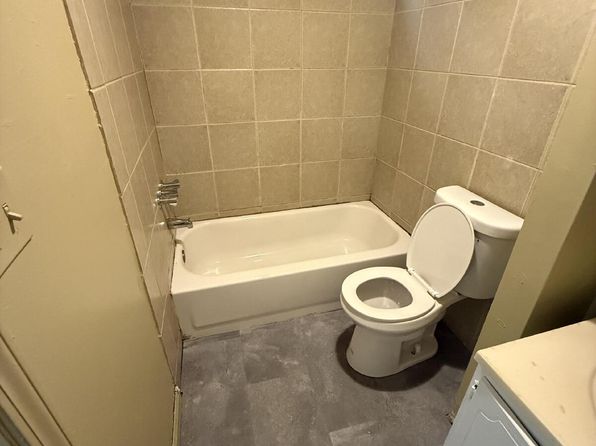 31 Hopkins St #4