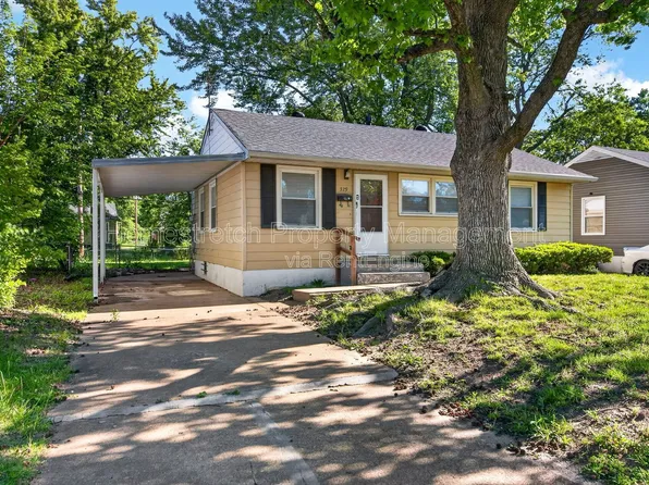 329 Midlothian Rd, Saint Louis, MO 63137