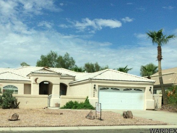 1st image of 5649 S Desert Lakes Dr