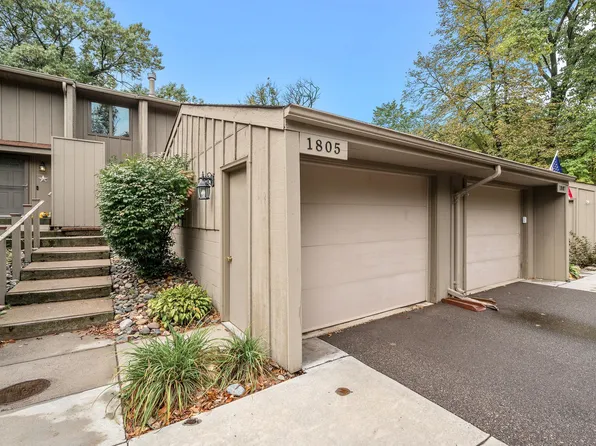 1805 Yuma Ln N, Plymouth, MN 55447