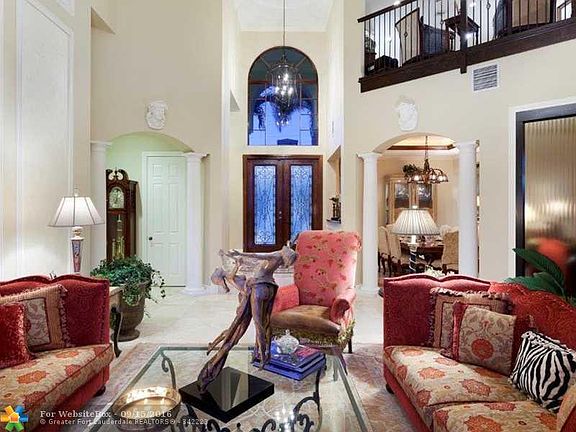 5th image of 2512 Aqua Vista Blvd