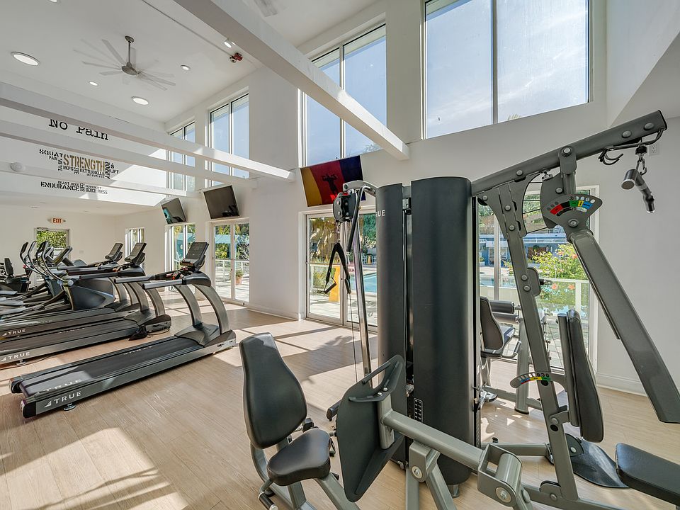 FITNESS CENTER 1