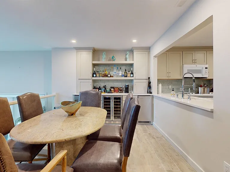 701 Bayshore Ave #701 — Photo 10