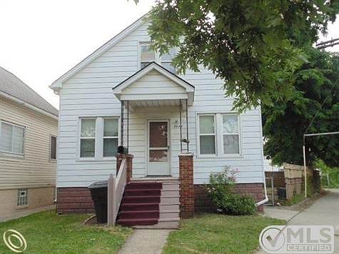 3989 Commor - Front.jpeg