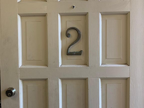 3rd image of 230 E Mulberry Ave #2