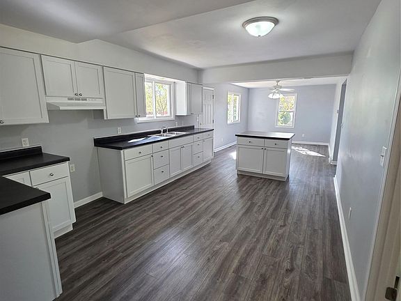2nd image of 7385 Lewis Rd
