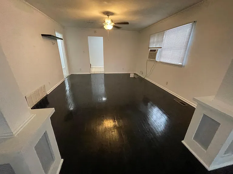 705 S Phoenix Ave #1 — Photo 22
